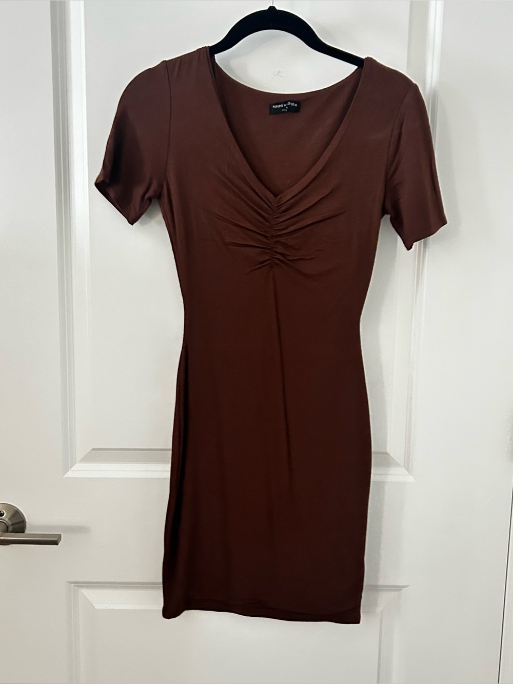 Naked Wardrobe Classic Brown Short-Sleeve V-Neck Bodycon Dress Medium